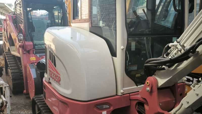 OmecoHub - TAKEUCHI TB335R